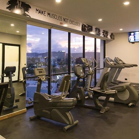 Gumont Guadalajara Lopez Mateos - Minerva Hotel Kültér fotó