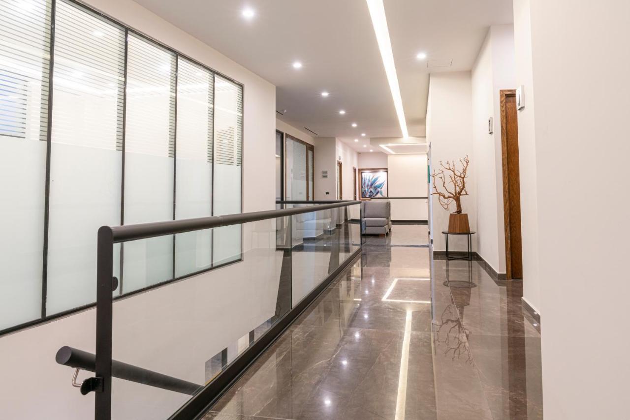 Gumont Guadalajara Lopez Mateos - Minerva Hotel Kültér fotó