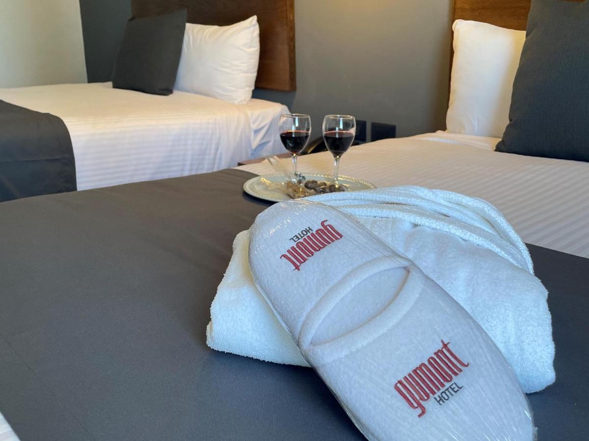 Gumont Guadalajara Lopez Mateos - Minerva Hotel Kültér fotó