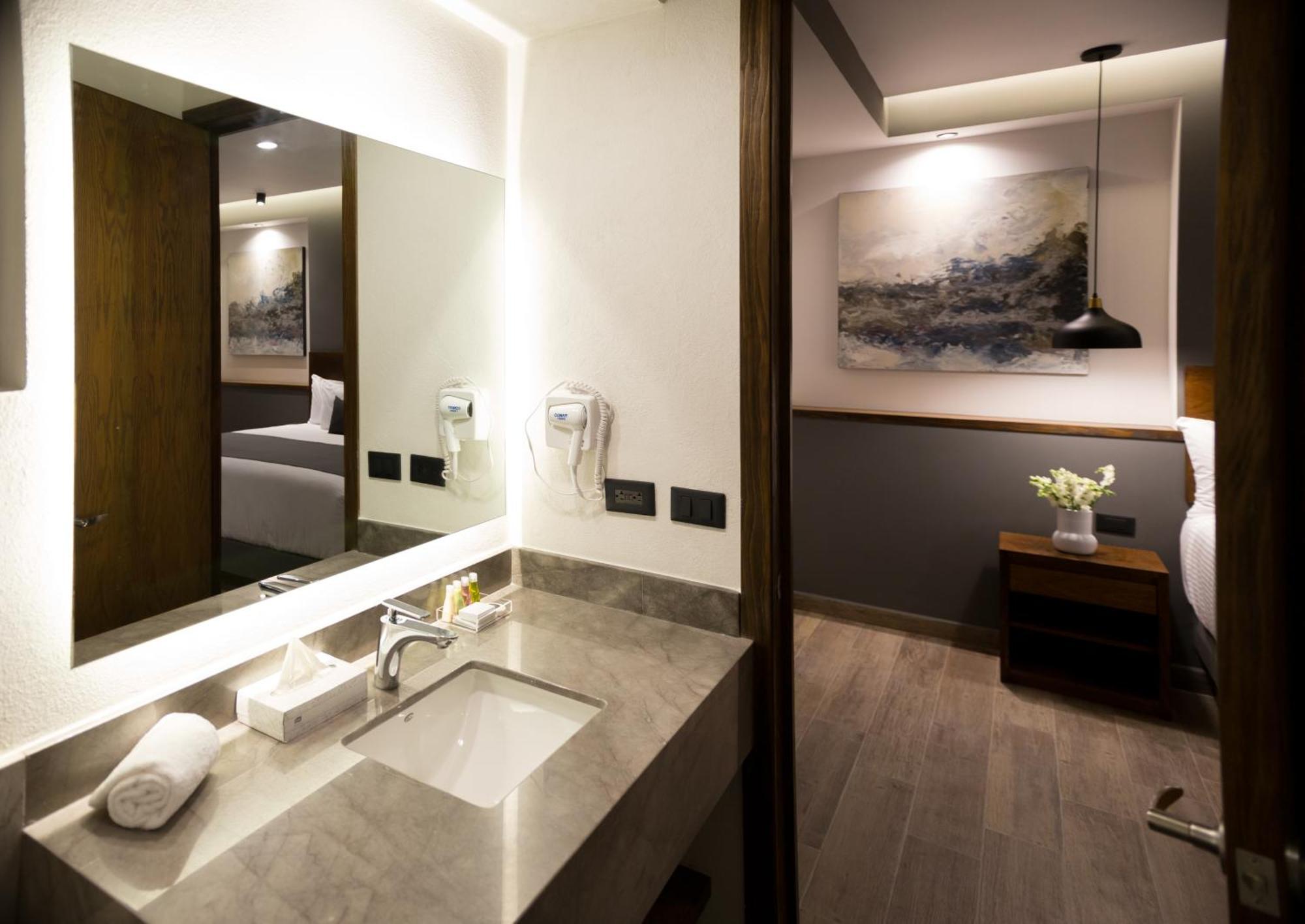 Gumont Guadalajara Lopez Mateos - Minerva Hotel Kültér fotó