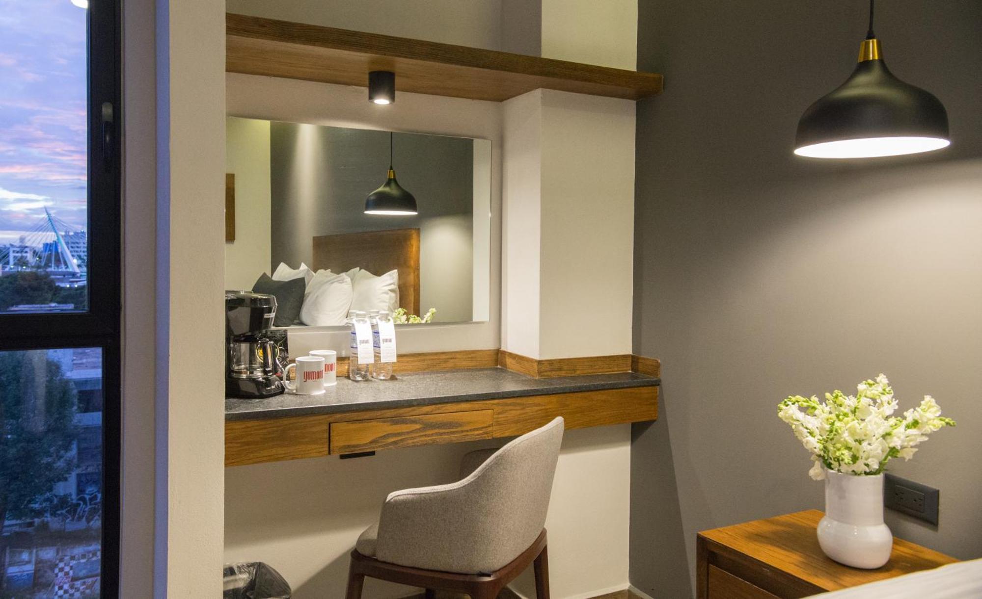 Gumont Guadalajara Lopez Mateos - Minerva Hotel Kültér fotó